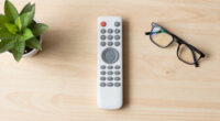14 Best Large-Button Senior Remote Controls for Easier TV Viewing in 2026